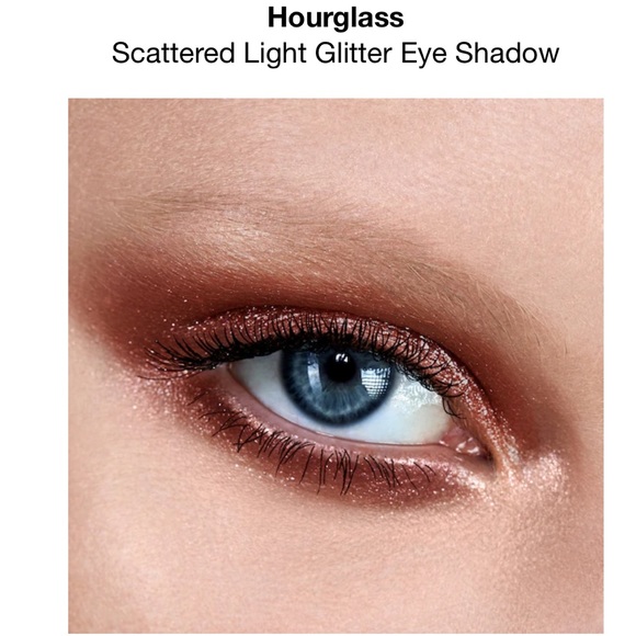 ✨ Hourglass Scattered Light Glitter Eye Shadow - Picture 7 of 8